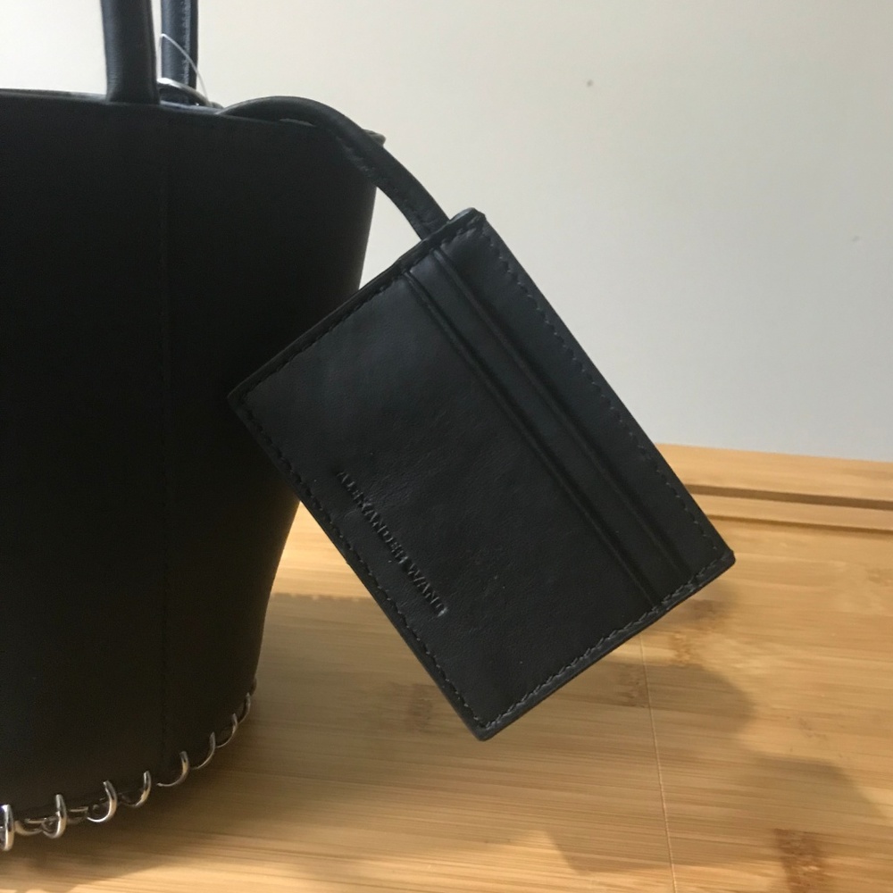 NEW ALEXANDER WANG Black Roxy Chain Mini BucketBag - Picture 5 of 8